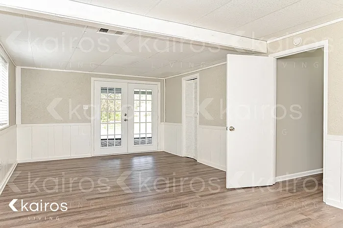 4631 Cedar Brook Dr SE — Photo 2
