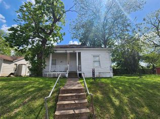 217 W 1st St, Wharton, TX 77488