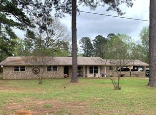 201 Bellwood St, Linden, TX 75563