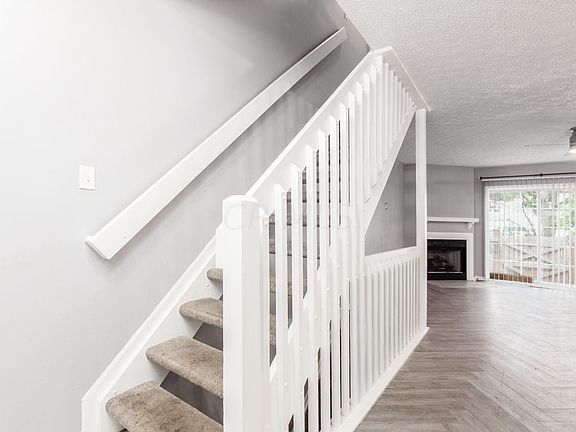 3rd image of 199 Macandrews Way #58B