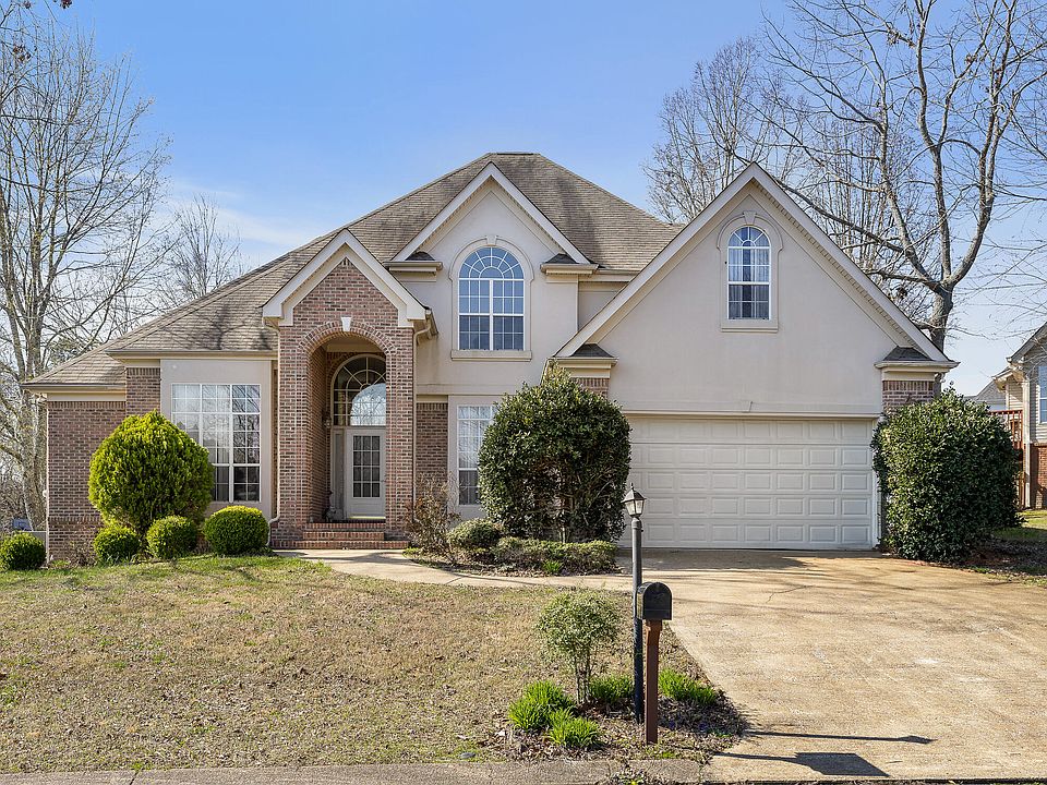 1st image of 2620 Winter Garden Dr
