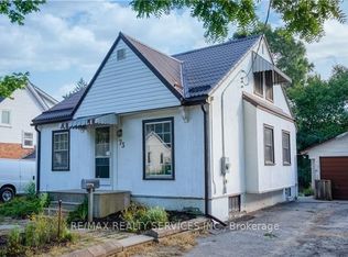 73 Drury Ln, Barrie, ON L4M 3C9