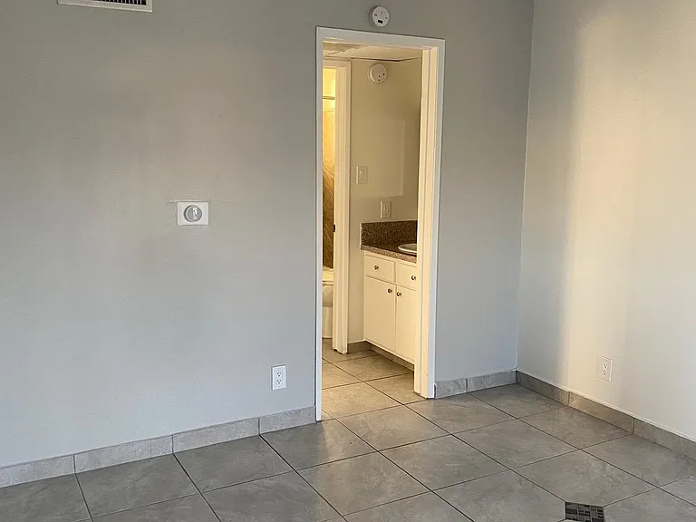 13988 Foothill Blvd — Photo 5