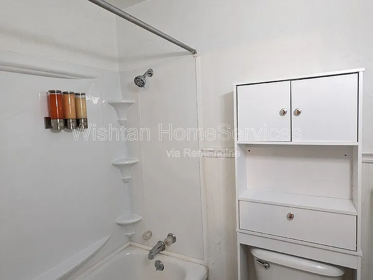 410 N Monroe St #N — Photo 11