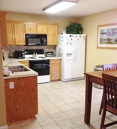4th image of 2803 Sunflower Ct