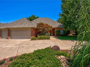 2417 Ashecroft Cir, Edmond, OK 73034