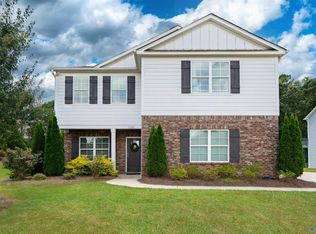 1201 Archers Cove Ln, Springville, AL 35146