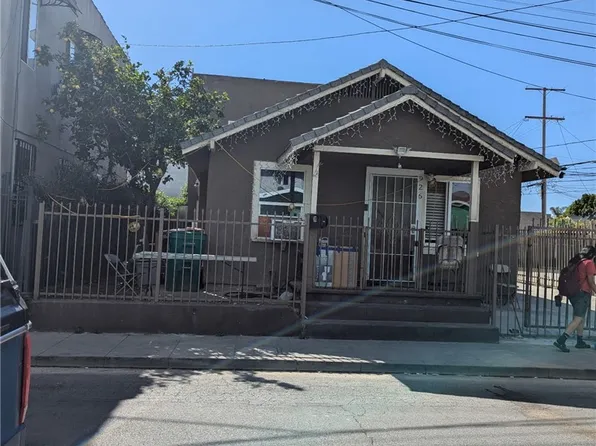 926 E 11th St, Long Beach, CA 90813