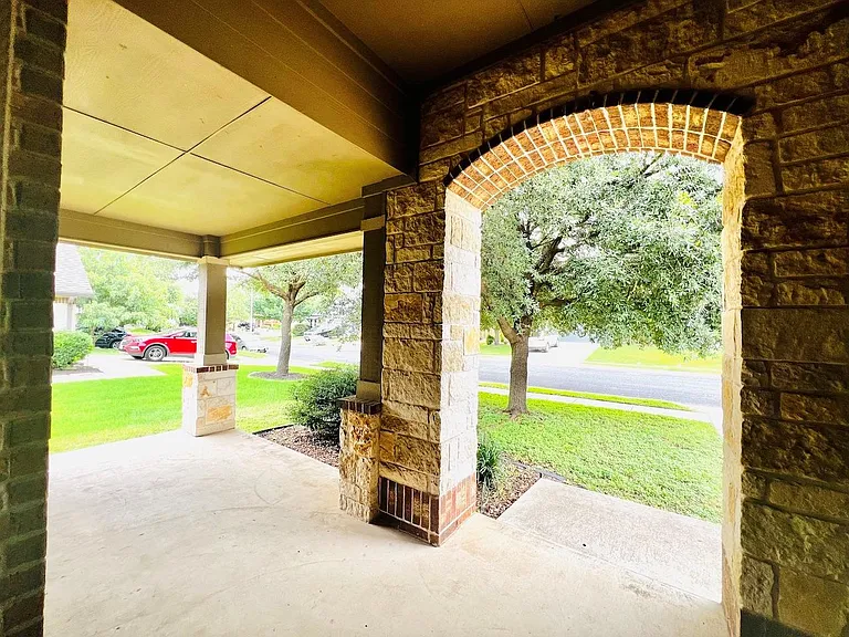 2708 Cottonwood Shores Dr — Photo 4