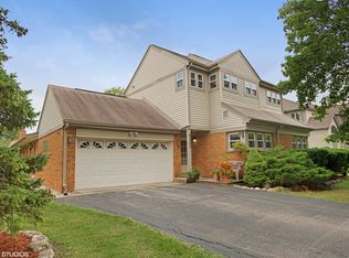 4131 Pamella Ln, Northbrook, IL 60062