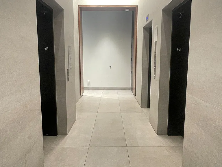 340 Queen St #408 — Photo 4