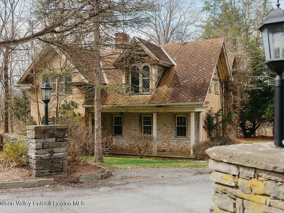 1st image of 7 Ferncliff Drive