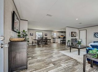 900 Broken Feather Trl 32 plan