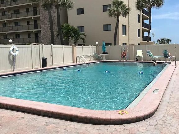 5th image of 3180 N Atlantic Ave APT 204