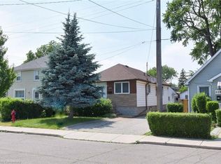 205 Ivon Ave, Hamilton, ON L8H5S9