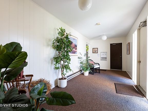 2nd image of 4908 W Oakwood Dr APT D