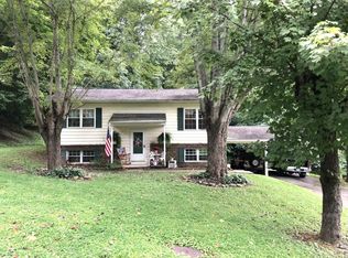 226 Cove Cir, Caryville, TN 37714