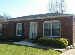 9700 Gateway Dr, Jeffersontown, KY 40299