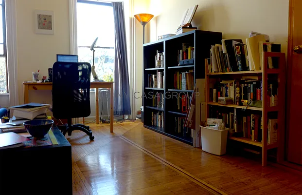 Rented by NY Casa Group | media 4