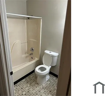 2 bed, $1,000 — Photo 3