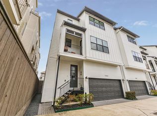 1038 15th 1/2 St, Houston, TX 77008