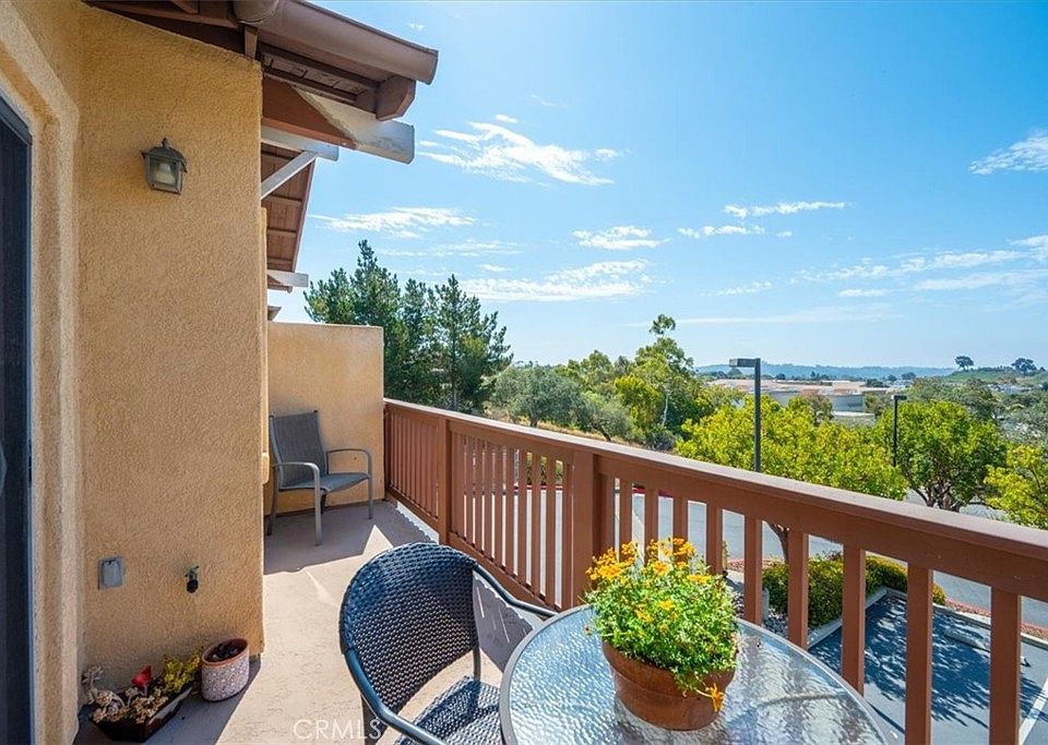 1st image of 579 Camino Mercado APT 212