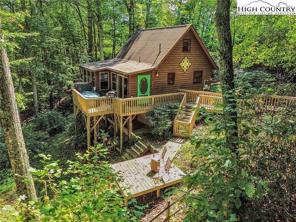 1st image of 213 Skyline Road