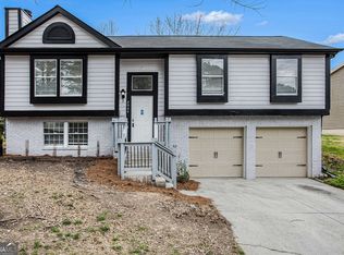 2064 Raintree Pl, Lithonia, GA 30058