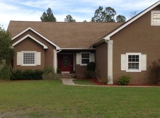 11 Oak Hammock Ct, Waynesville, GA 31566