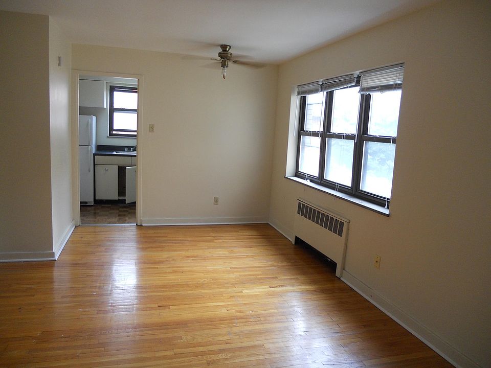 1st image of 277 Linwood Ave APT 5A