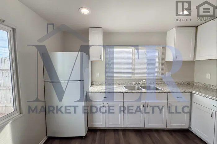 3601 W Melvin St #9 — Photo 10