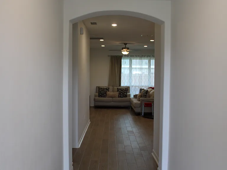 2417 Paso Dr — Photo 2