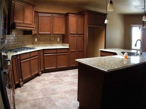 3rd image of 3117 Destiny Point Dr