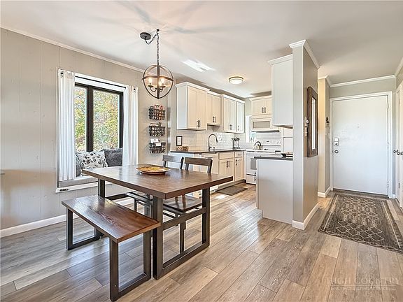 4th image of 367 Skyleaf Drive #D12