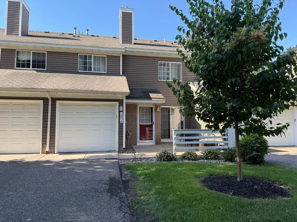 10014 Fillmore St NE, Blaine, MN 55434