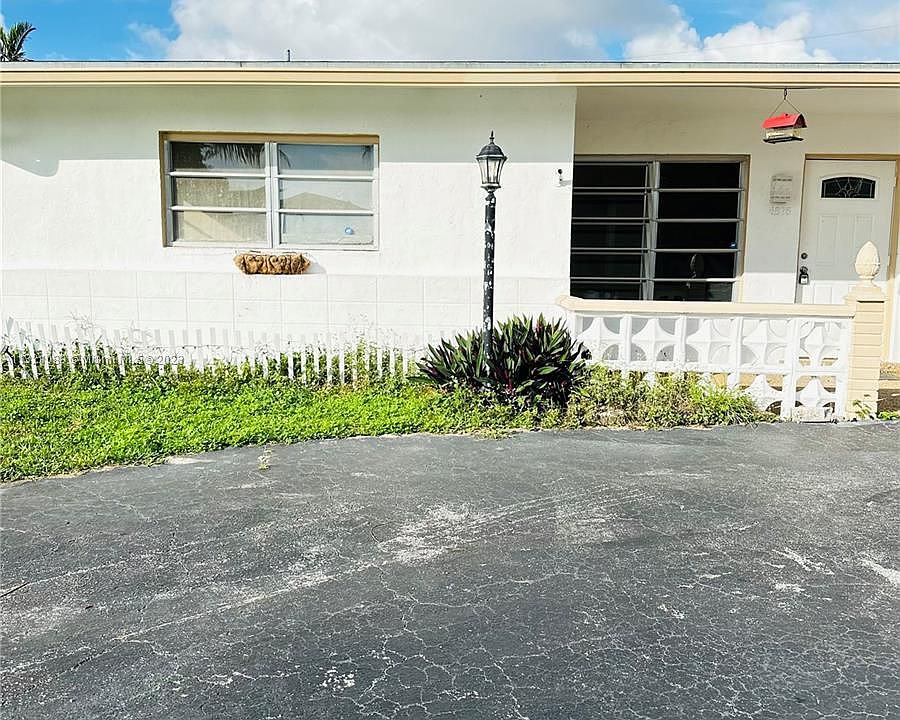 1st image of 4675 SW 43rd Ter #0