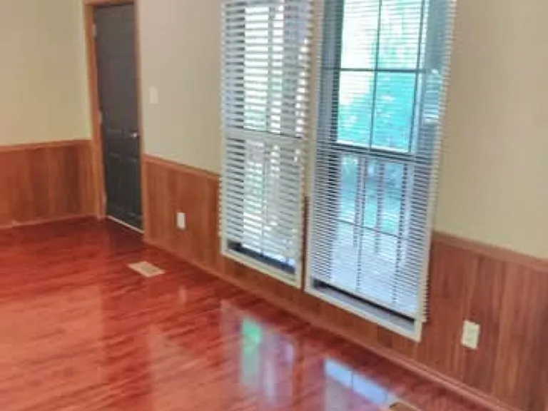 330 McClain Dr — Photo 29