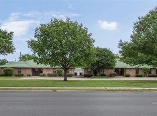 1904 S 18th St, Waco, TX 76706