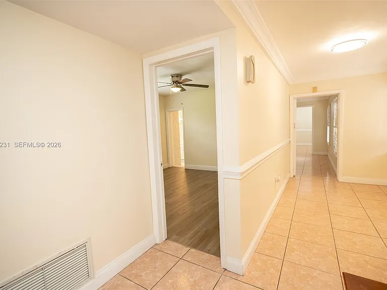 5613 Pierce St — Photo 26