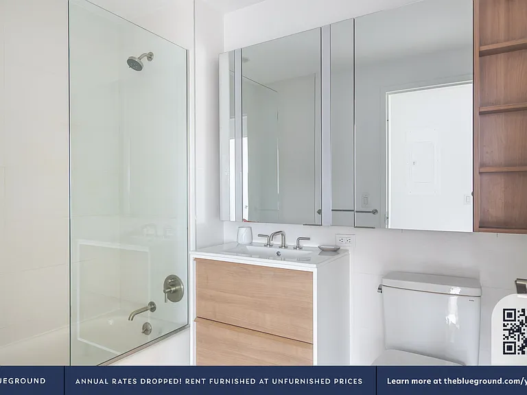77 Commercial St #443 — Photo 18