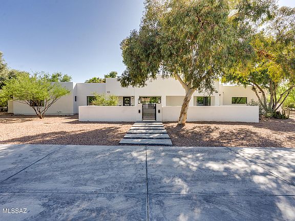 2nd image of 6426 E Santa Aurelia St