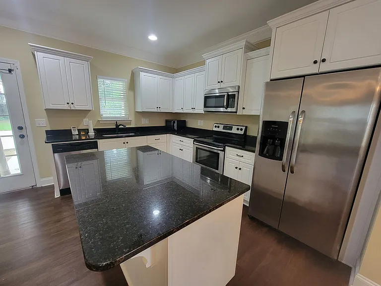 1818 Verdery St — Photo 5