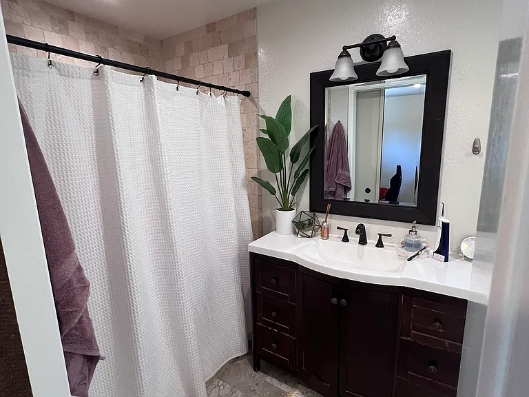 1423 El Capitan Way — Photo 7