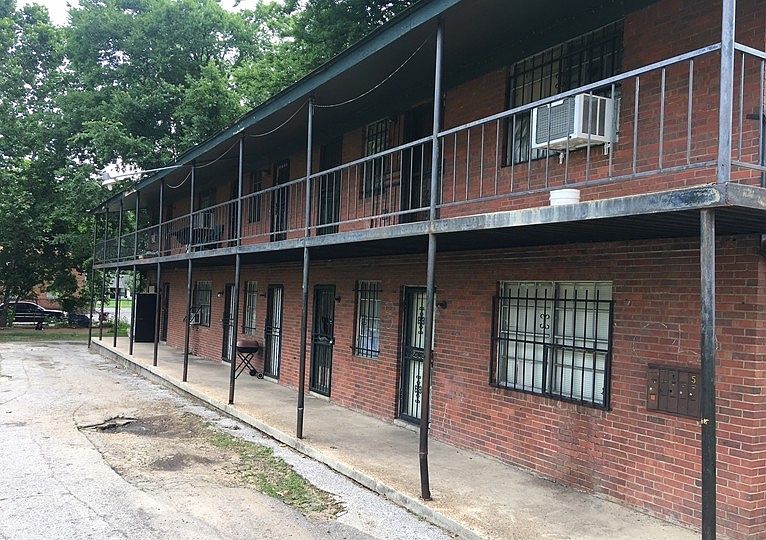 1st image of 412 E McLemore Ave APT 4