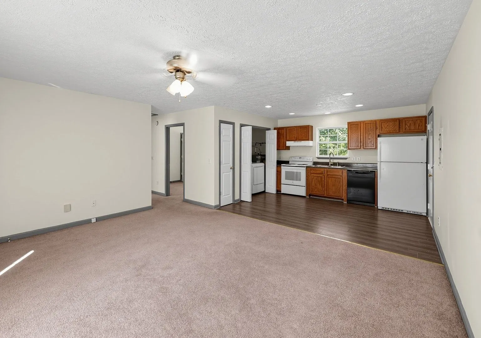 Charming 2BR House in Nashville — Photo 4