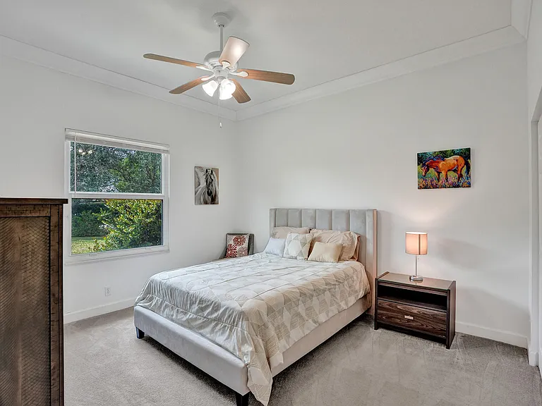 15910 Lindbergh Ln — Photo 30