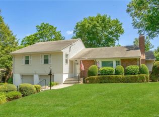 21 Michael Dr, Scarsdale, NY 10583