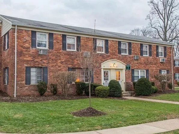 63 Roseland Ave APT 40, Caldwell, NJ 07006
