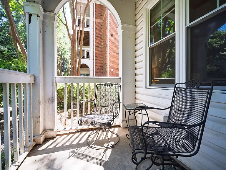 5609 Fairview Rd #3 — Photo 30