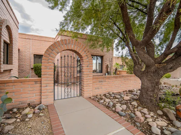 1610 W Camino Urbano, Green Valley, AZ 85622